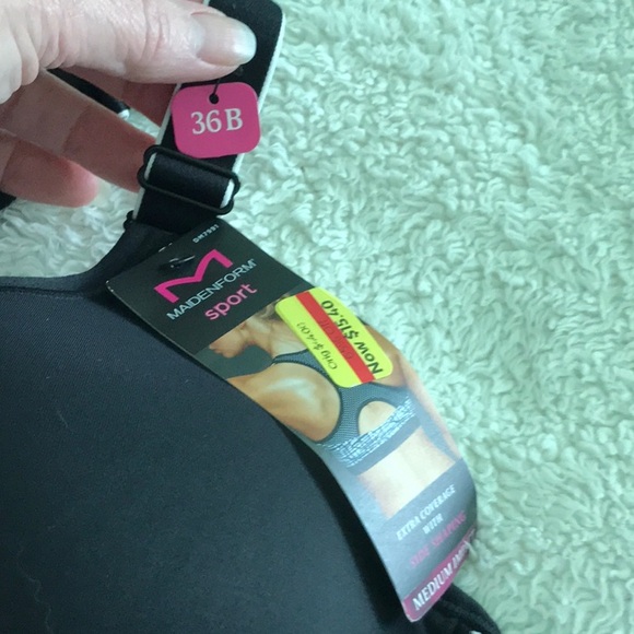 Maidenform Black and Blue Sports Bra - Picture 3 of 3